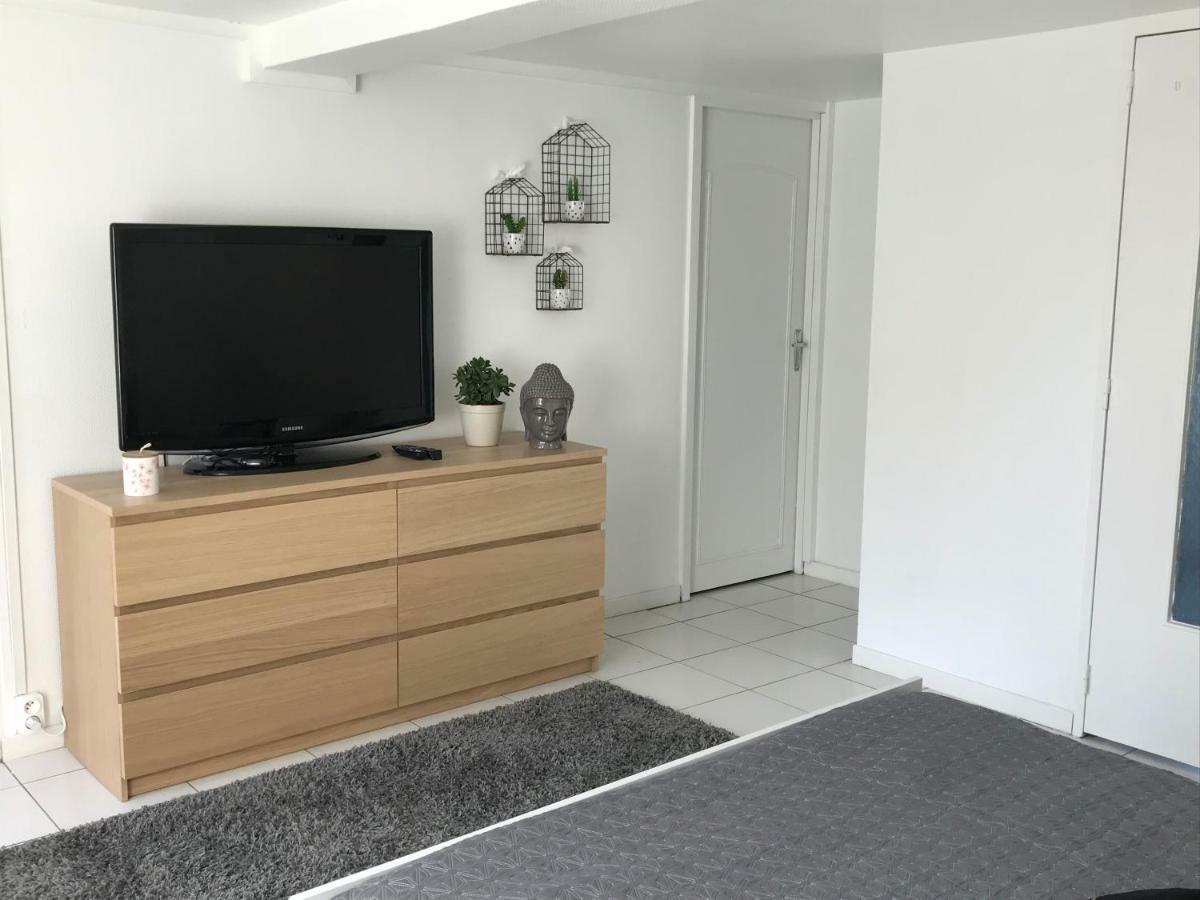 Apartment 36 M² Breteniere Exterior photo